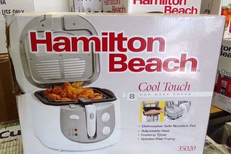 lot 4142 image: Hamilton Beach 35020 Cool Touch Deep Fryer
