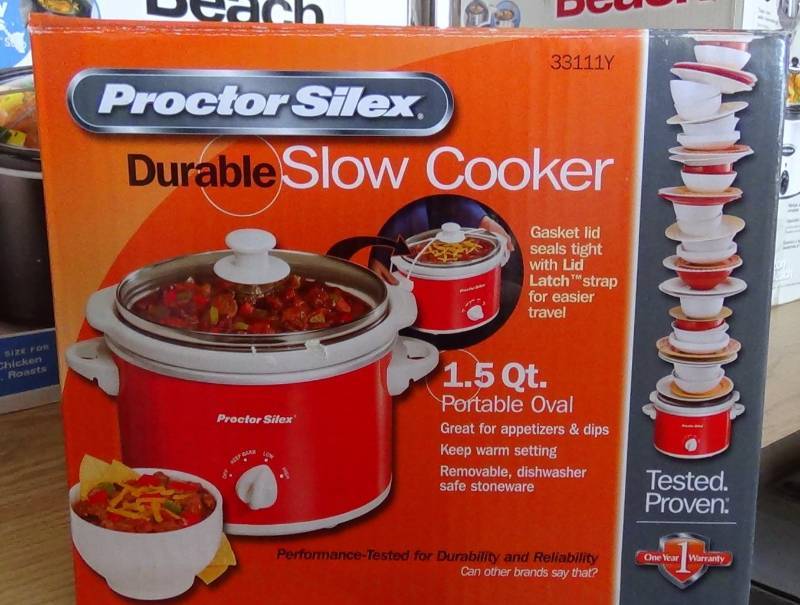lot 4065 image: Proctor Silex 33111Y Portable Oval Slow Cooker, 1.5-Quart