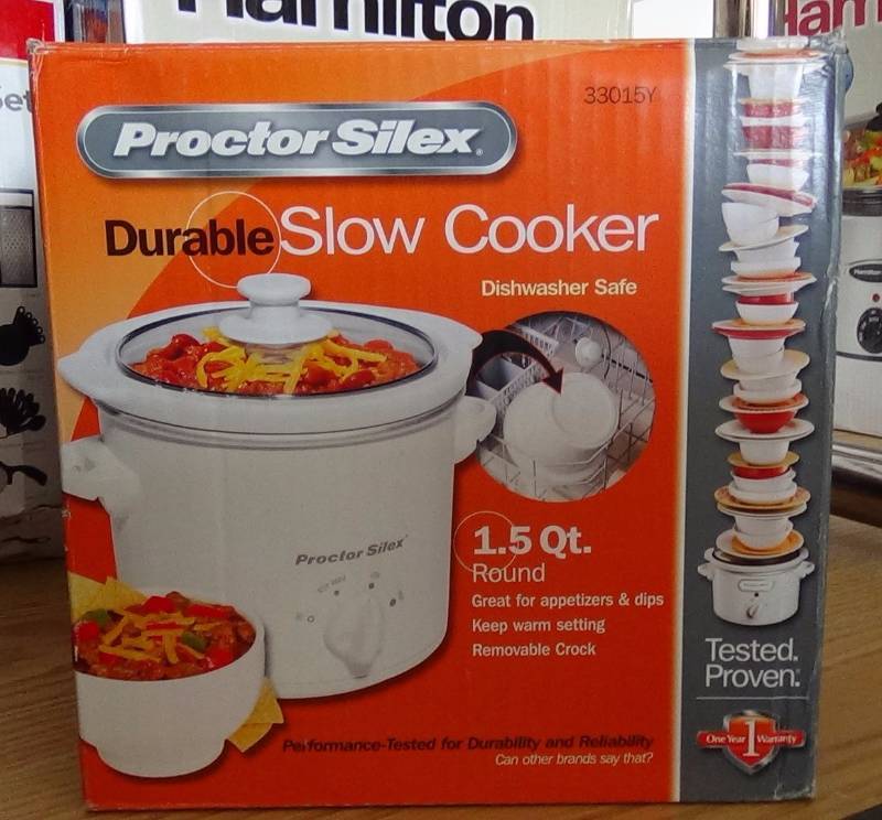 lot 4063 image: Proctor Silex 33015Y 1-12-Quart Round Slow Cooker