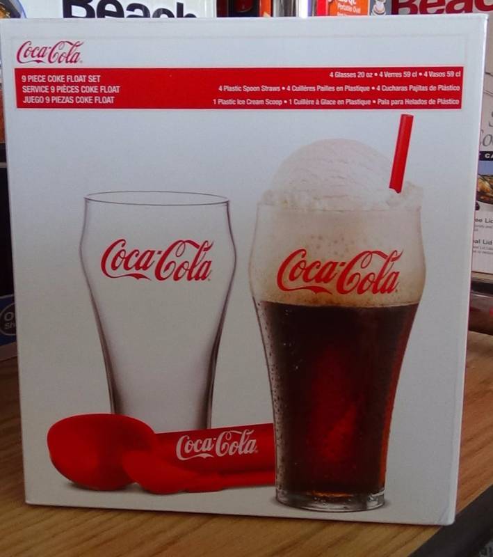 lot 4099 image: Coca-Cola Coke Ice Cream Float Glasses - Nostalgic 9-Pc Summer Treat
