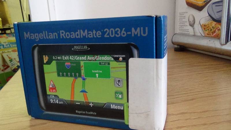 lot 4059 image: Magellan RoadMate 2036-MU