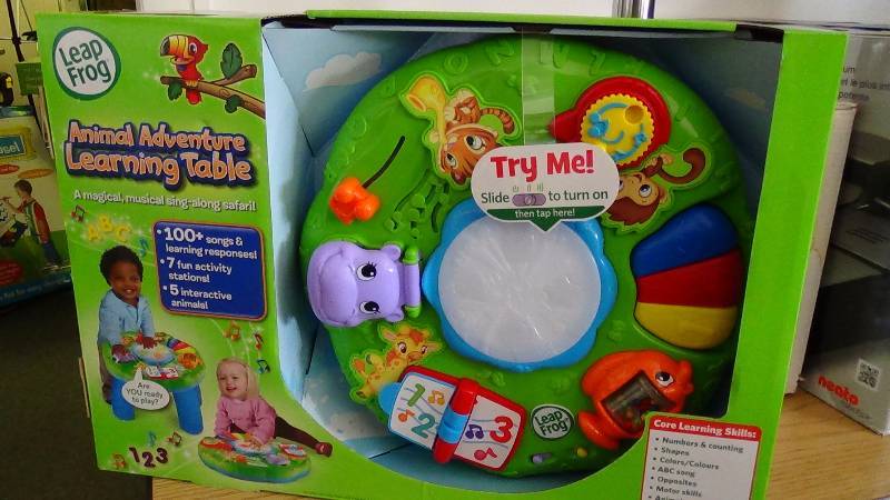 lot 4002 image: LeapFrog Animal Adventure Learning Table