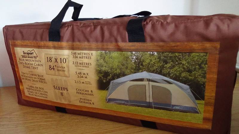 lot 4050 image: Texsport Blue Mountain Two-Room 8 Person Cabin Family Tent