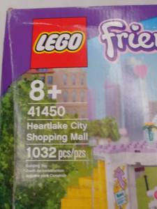 lot 47850 image: Legos Heartlake city shopping mall