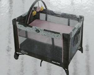 lot 47884 image: pack n play