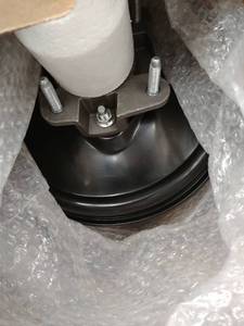 lot 47889 image: Power brake booster