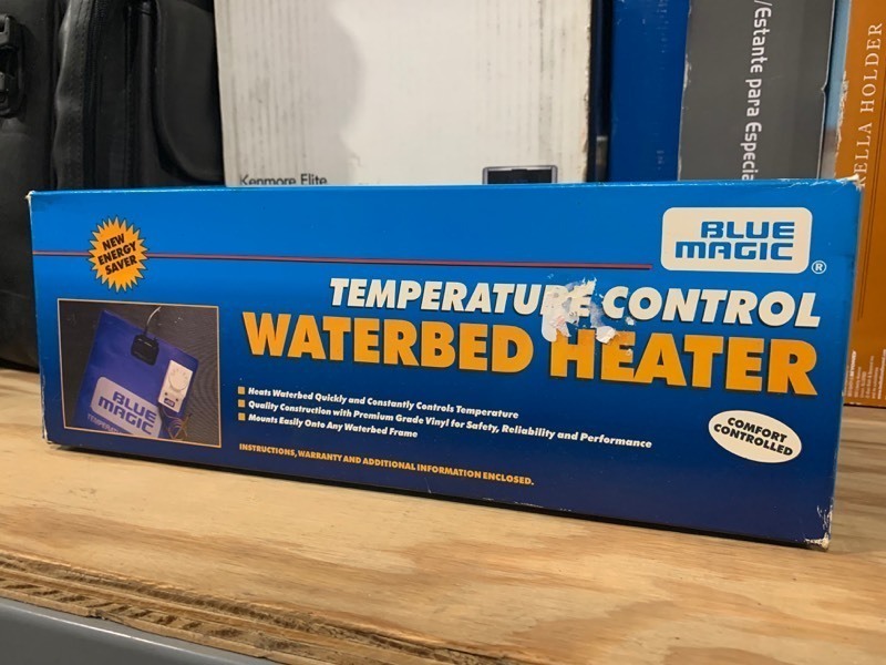 lot 150 image: New in Box Blue Magic Temperature Control Waterbed Heater