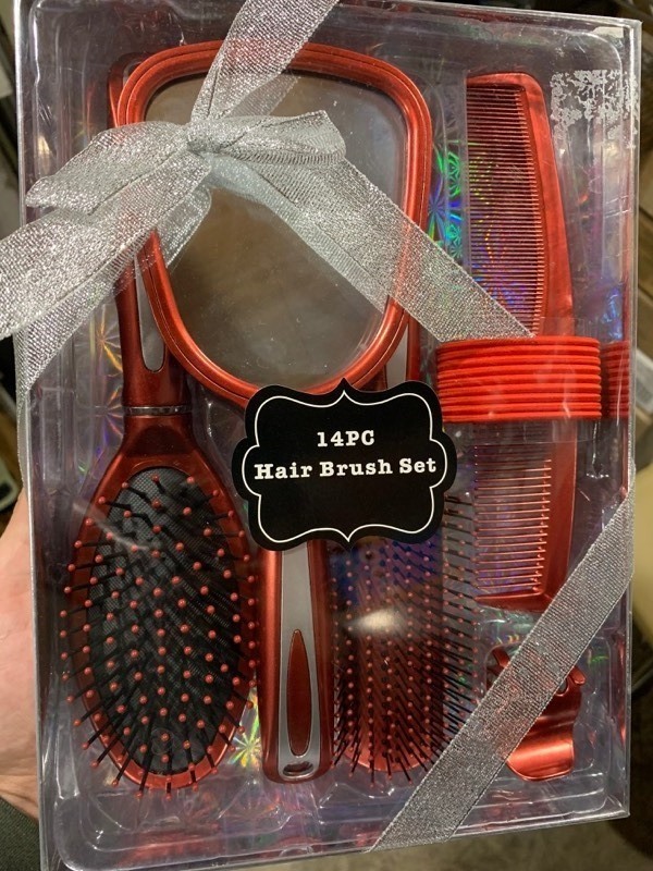 lot 213 image: New 14pc Hair Brush Set