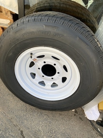 lot 45 image: 1 New Trailer Tire w Rim 15 6 Hole Lug
