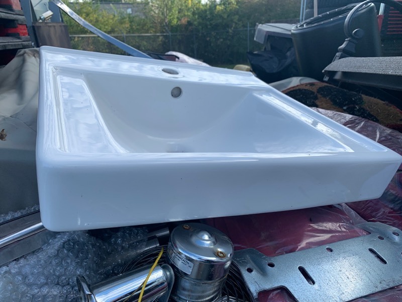 lot 78 image: New Ceramic Wall Mount Sink