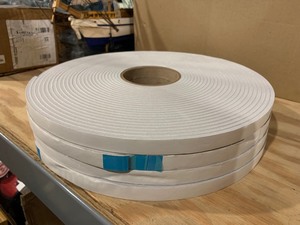 lot 8 image: 4 Large New Roles or 12 Weather Stripping