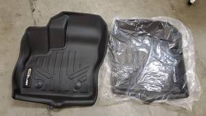 lot 11148 image: MAX LINER A0116B0042 for 2012-2016 F-250F-350F-450 Super Duty Crew Cab with Raised Drivers Side Pedal, Black