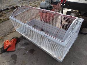 lot 1666 image: Living world small animal cage