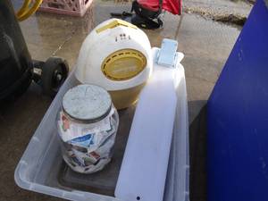 lot 1672 image: Lg jar w contents & fishing minnow bucket