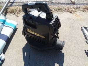 lot 1678 image: Craftsman 32cc gas blower
