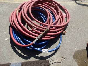 lot 1705 image: Air hoses