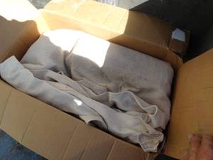 lot 1712 image: Lg cloth drop cloth