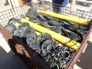 lot 1715 image: LARGE lot of traffic control posts-