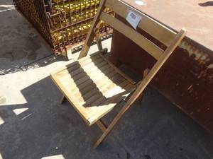 lot 1718 image: Folding wooden chair