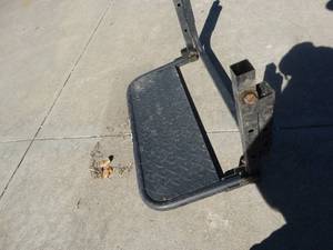 lot 1731 image: HitchMate folding step
