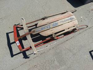 lot 1739 image: Vintage wood Yankee sled