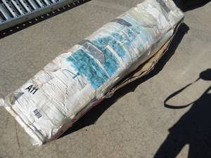 lot 1752 image: 7 ft Christmas tree in box