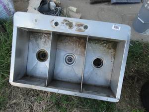 lot 1796 image: 3 hole stainless steel sink