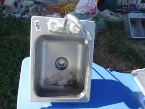 lot 1799 image: Stainless hand wash sink w faucet