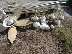lot 1809 image: Ceiling fan kitchen light fixture wpot pan rack 3 light fixture & 3 pendant lights
