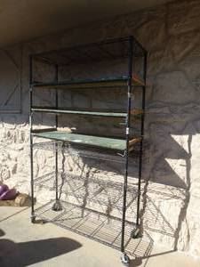 lot 1815 image: Metro style rack on wheels