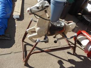 lot 1839 image: Vintage wonder horse in good shape