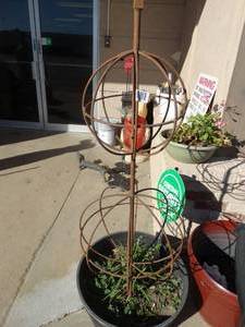 lot 1846 image: Metal spheres garden decor- sticks in ground