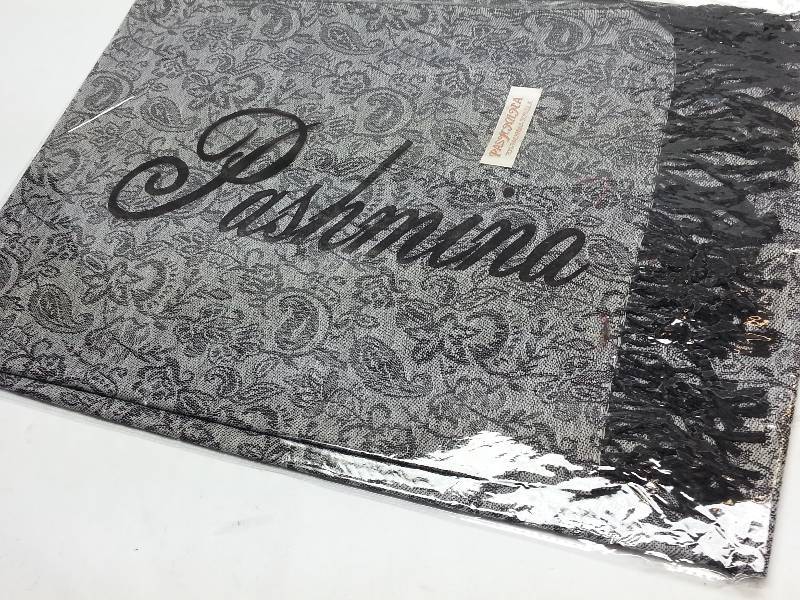 lot 8929 image: From the Pashmina Store is this new Pashmina Silk Black Grey Shawl Wrap Scarf.  This Pashmina silk blend shawl measures 28 X 80
