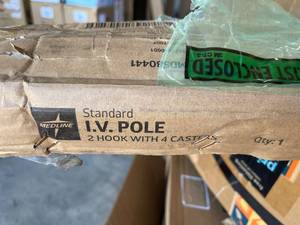 lot 44287 image: Medline Standard IV Pole