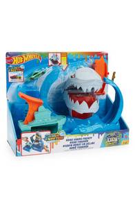 lot 44295 image: Mattel Hot Wheels(R) Robo Shark Frenzy Play Set in Asst at Nordstrom