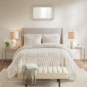 lot 7162 image: Madison Park Gia KingCalifornia King 3-Pc. Back Print Long Fur Comforter Set
