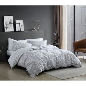 lot 7094 image: Kenneth Cole Merrion Organic Cotton Grey Comforter