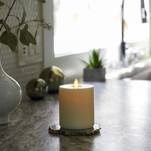 lot 7104 image: LightLi Touch On And Off Moving Flame 3.25