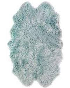 lot 7149 image: Silver Orchid Parrott Faux Fur Sheepskin