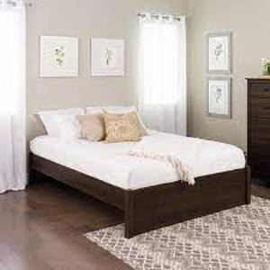 lot 3824 image: PREPAC 4 Post Platform Bed