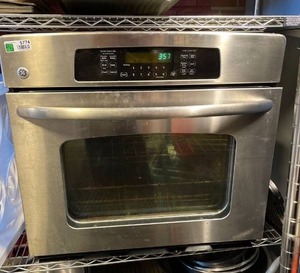 lot 5774 image: General Electric Multi function Convection Oven