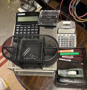 lot 5800 image: Lot of miscellaneous office supplies