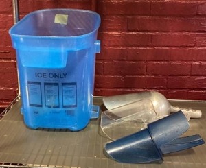 lot 5829 image: 4 gal ice bucket w ice scoops