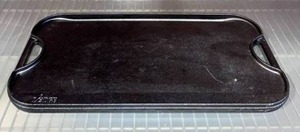 lot 21483 image: Dual cast iron flat-top  grill
