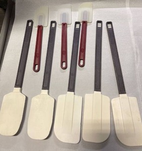 lot 21503 image: lot of (8) heat resistant silicone spatulas