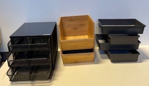 lot 21527 image: lot of (7) organization bins
