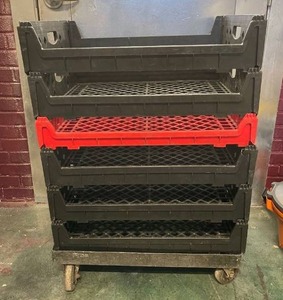 lot 21546 image: bread rack with (6) racks on casters