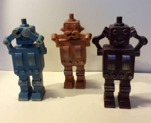 lot 21555 image: lot of (3) very unique Robot statues