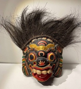 lot 21581 image: Hand painted wood carved wall mask