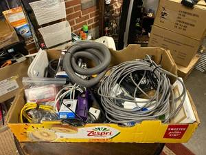 lot 21691 image: miscellaneous lot of Internet cables other cables and various items